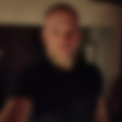 Profilbild eines 44 Jahre alten Manns, Single, 192 cm