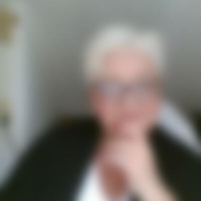 Profilbild einer 65 Jahre alten Frau, Single, 170 cm