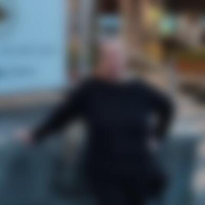 Profilbild einer 61 Jahre alten Frau, Single, 160 cm