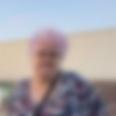 Profilbild einer 62 Jahre alten Frau, Single, 183 cm