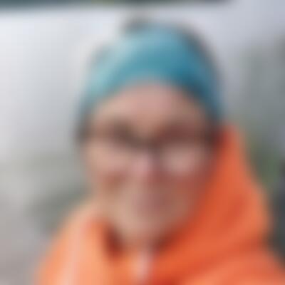 Profilbild einer 60 Jahre alten Frau, Single, 165 cm