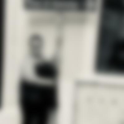 Profilbild einer 37 Jahre alten Frau, Single, 170 cm