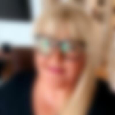Profilbild einer 64 Jahre alten Frau, Single, 171 cm