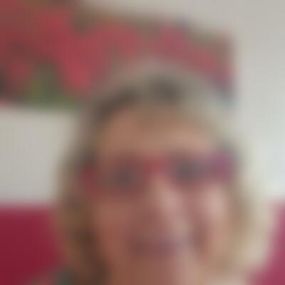 Profilbild einer 71 Jahre alten Frau, Single, 165 cm