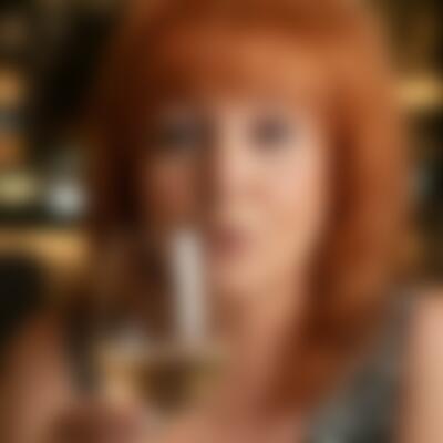 Profilbild einer 61 Jahre alten Frau, Single, 161 cm